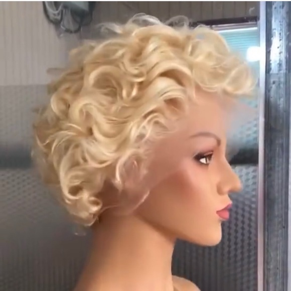 Monroe pixie wig - Picture 2 of 4